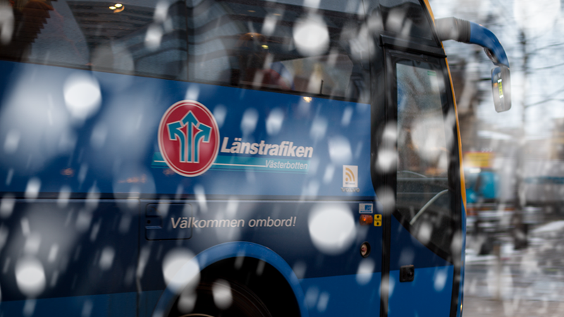 Länstrafikens buss och snöfall
