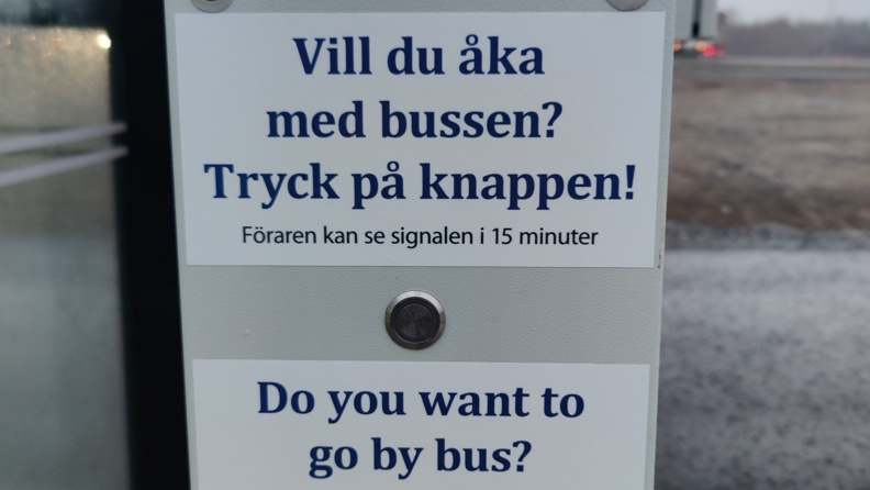 Bus signal with instructions